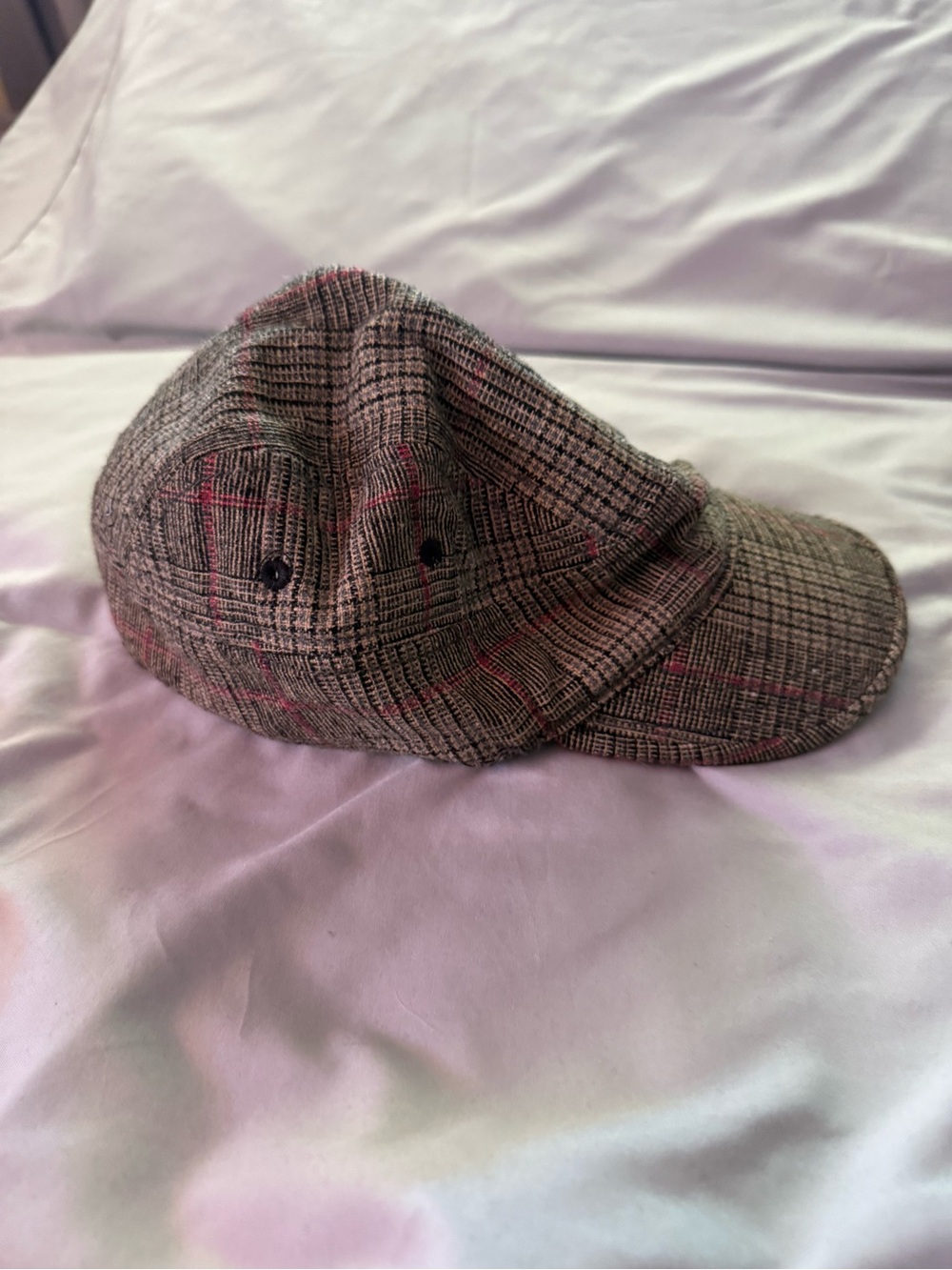 Roots Gray Plaid Womens Cap and Roots Brown Plaid Cap.One has inside rim cut out - Picture 4 of 8